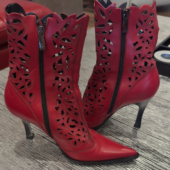 Women’s Red Leather Boots - Picture 3 of 5